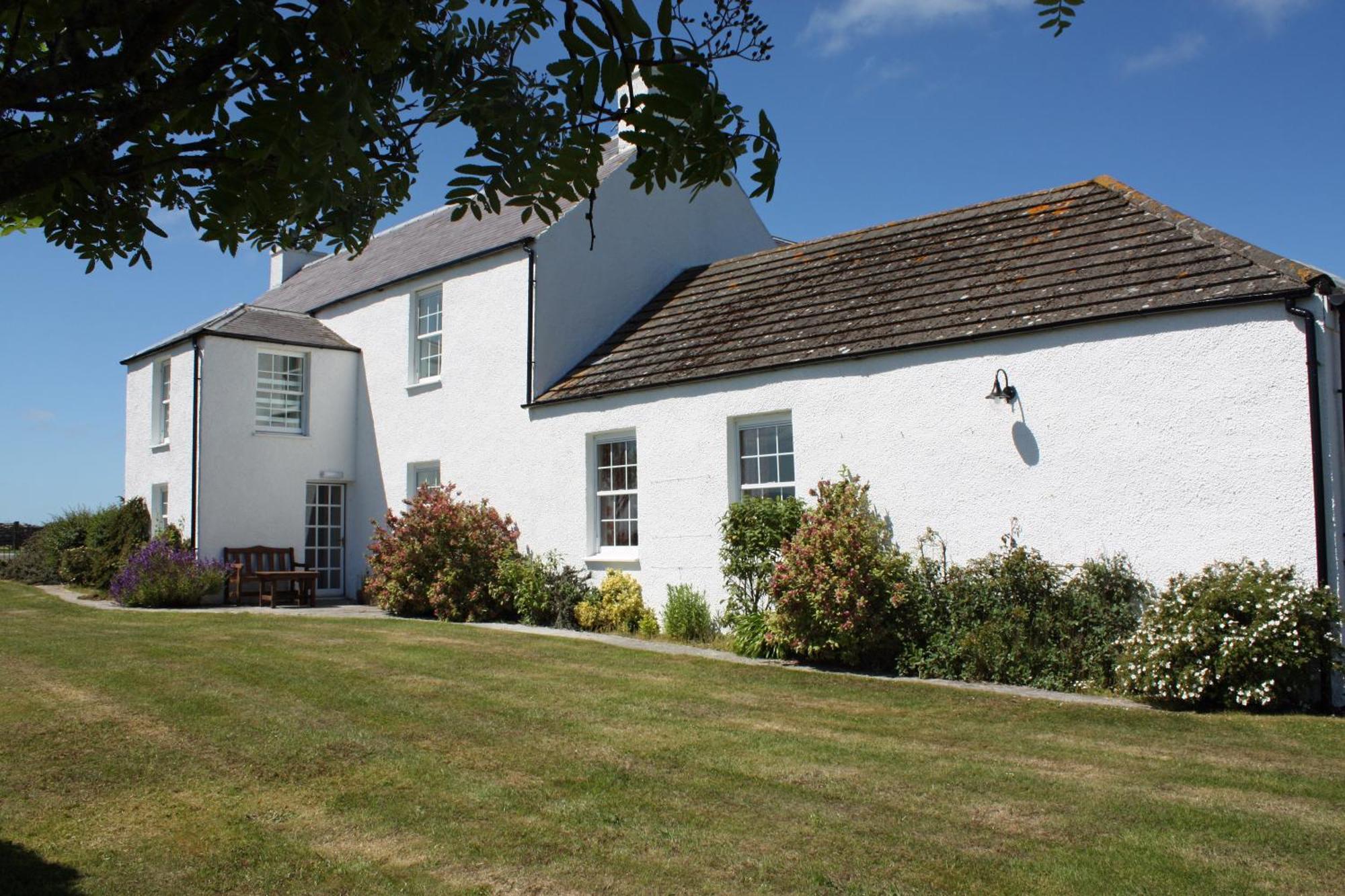 Гостевой дом Skerrols House Bridgend  Экстерьер фото